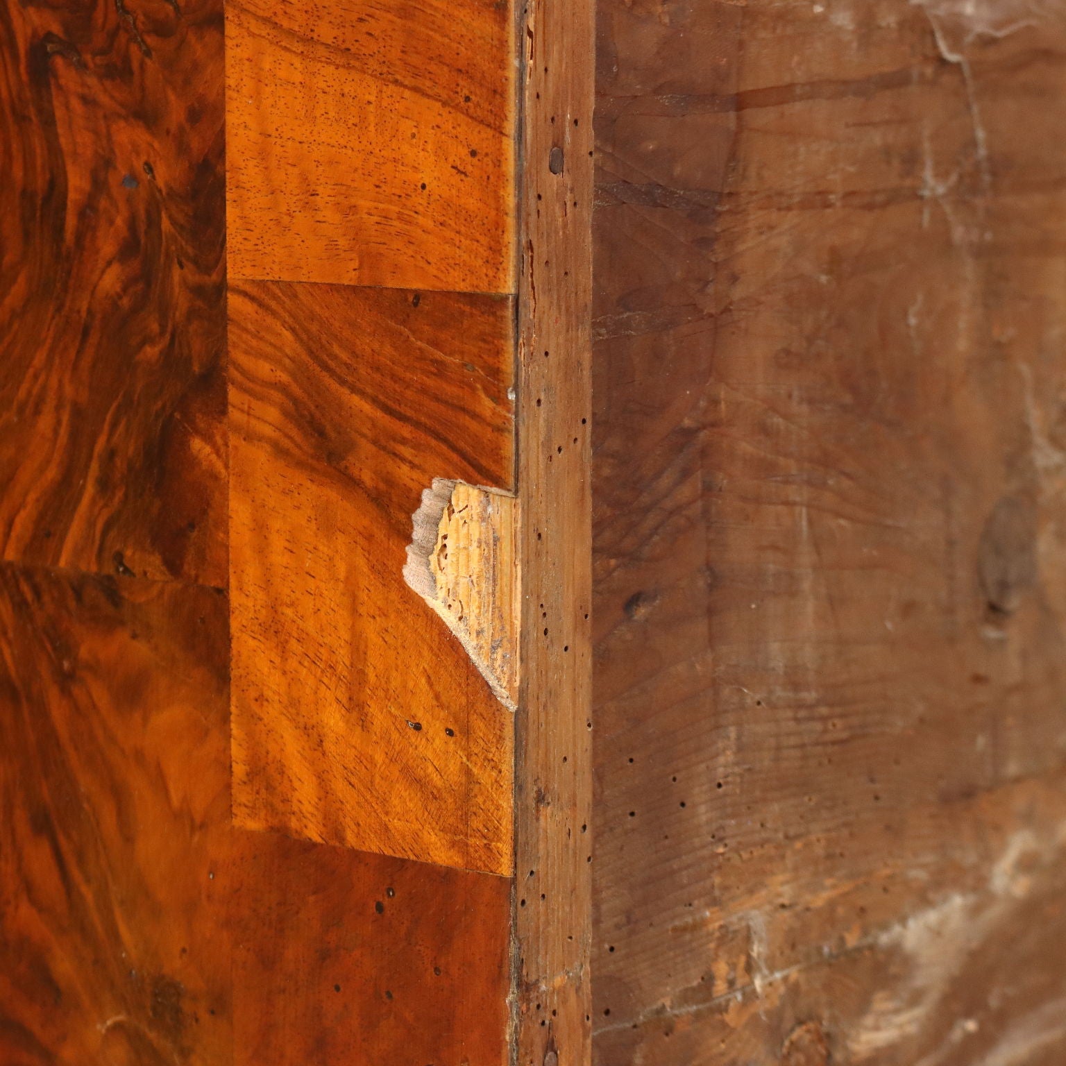  | Antiques  Chest of Drawers & Commodes