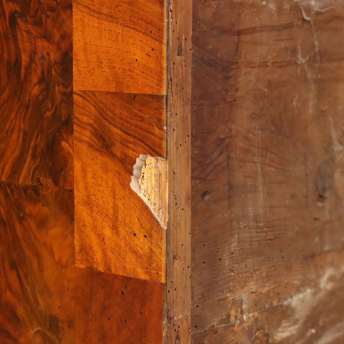  | Antiques  Chest of Drawers & Commodes