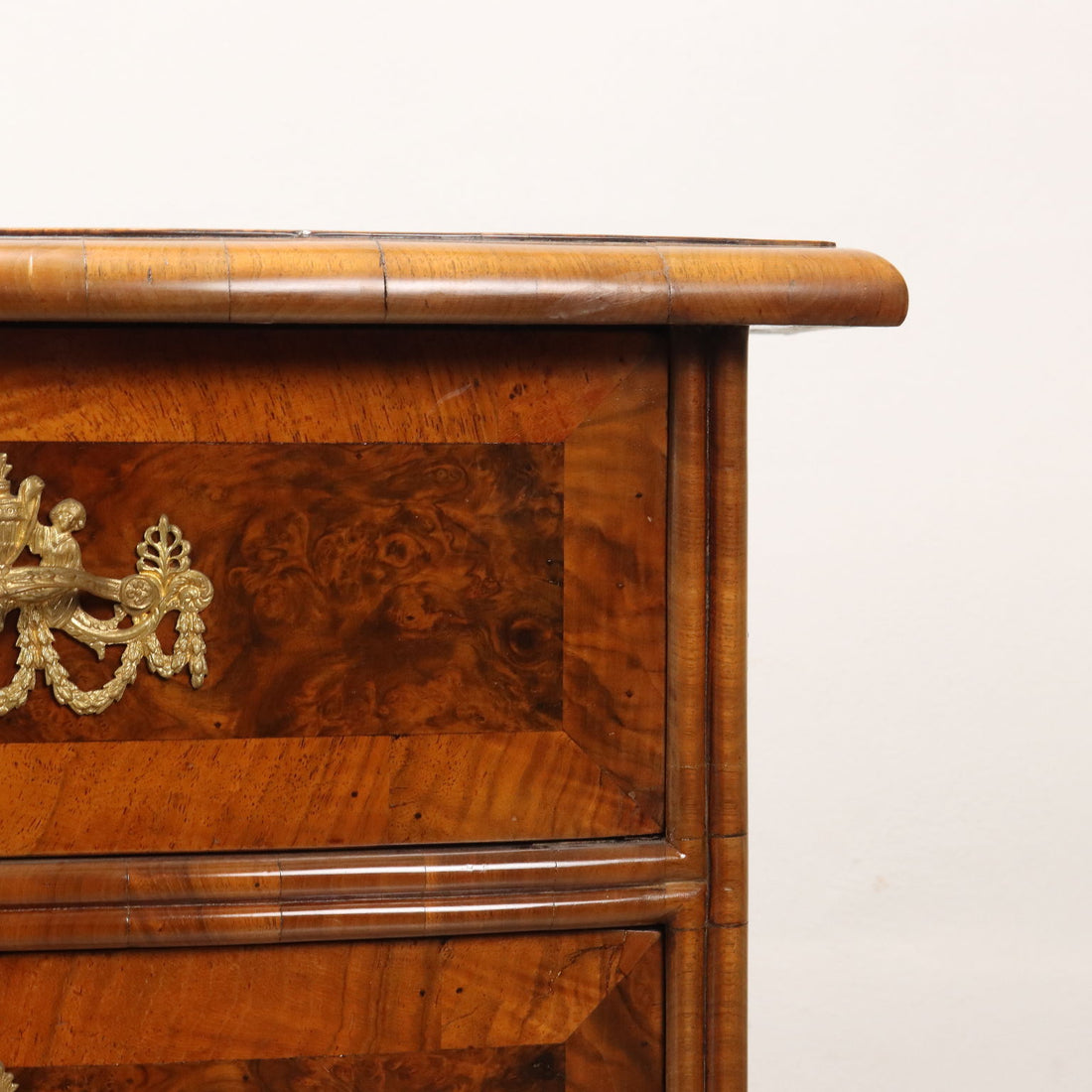  | Antiques  Chest of Drawers & Commodes