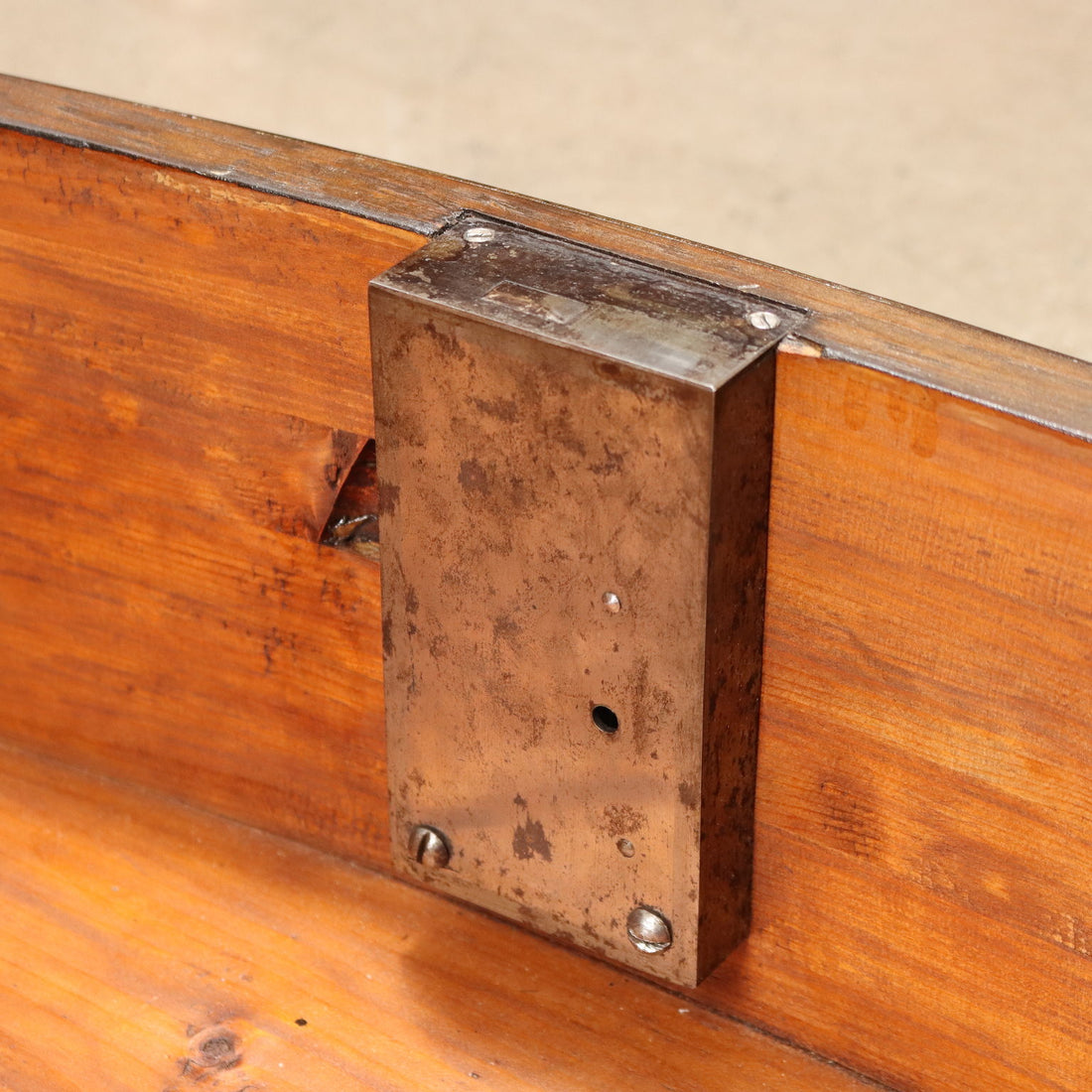  | Antiques  Chest of Drawers & Commodes