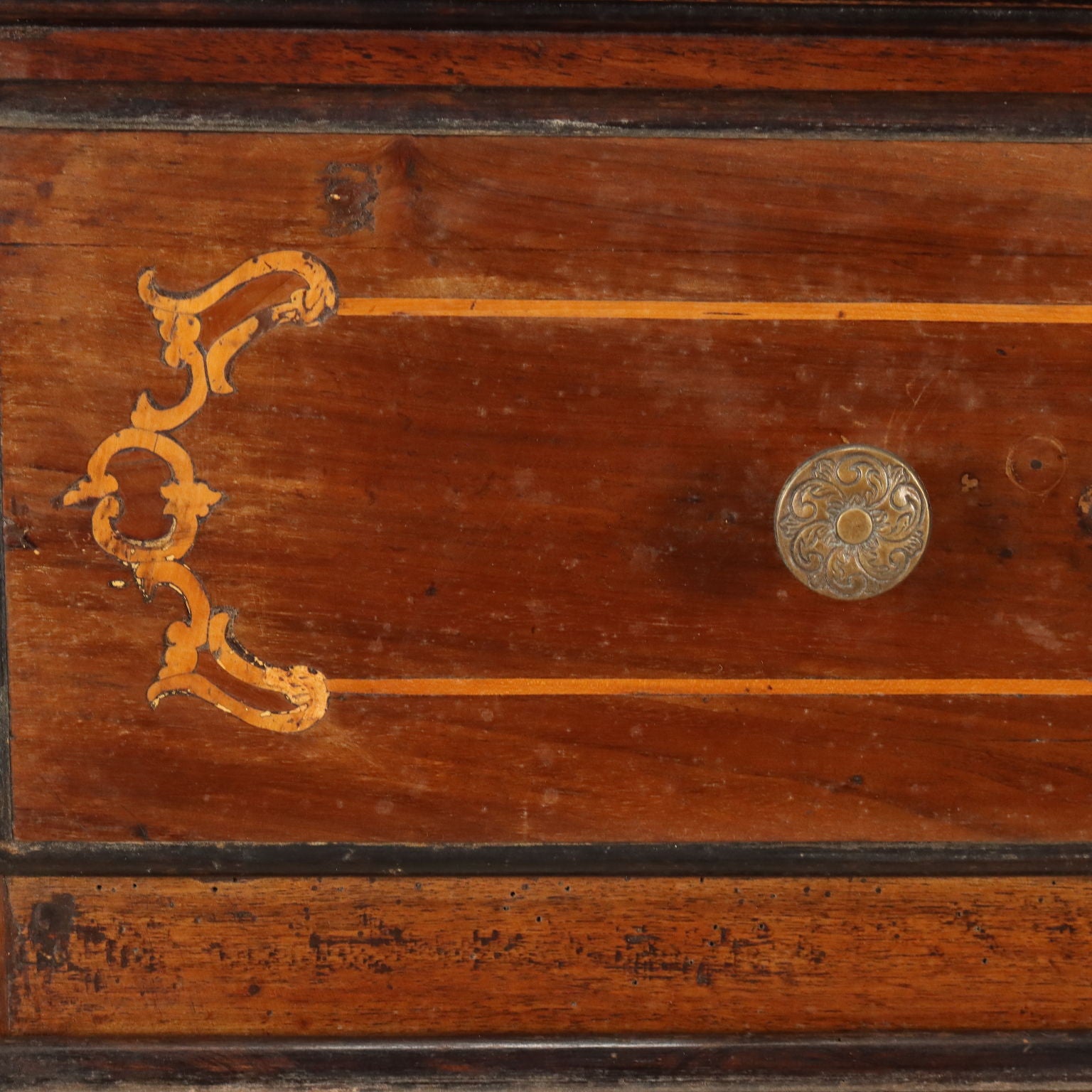  | Antiques  Chest of Drawers & Commodes