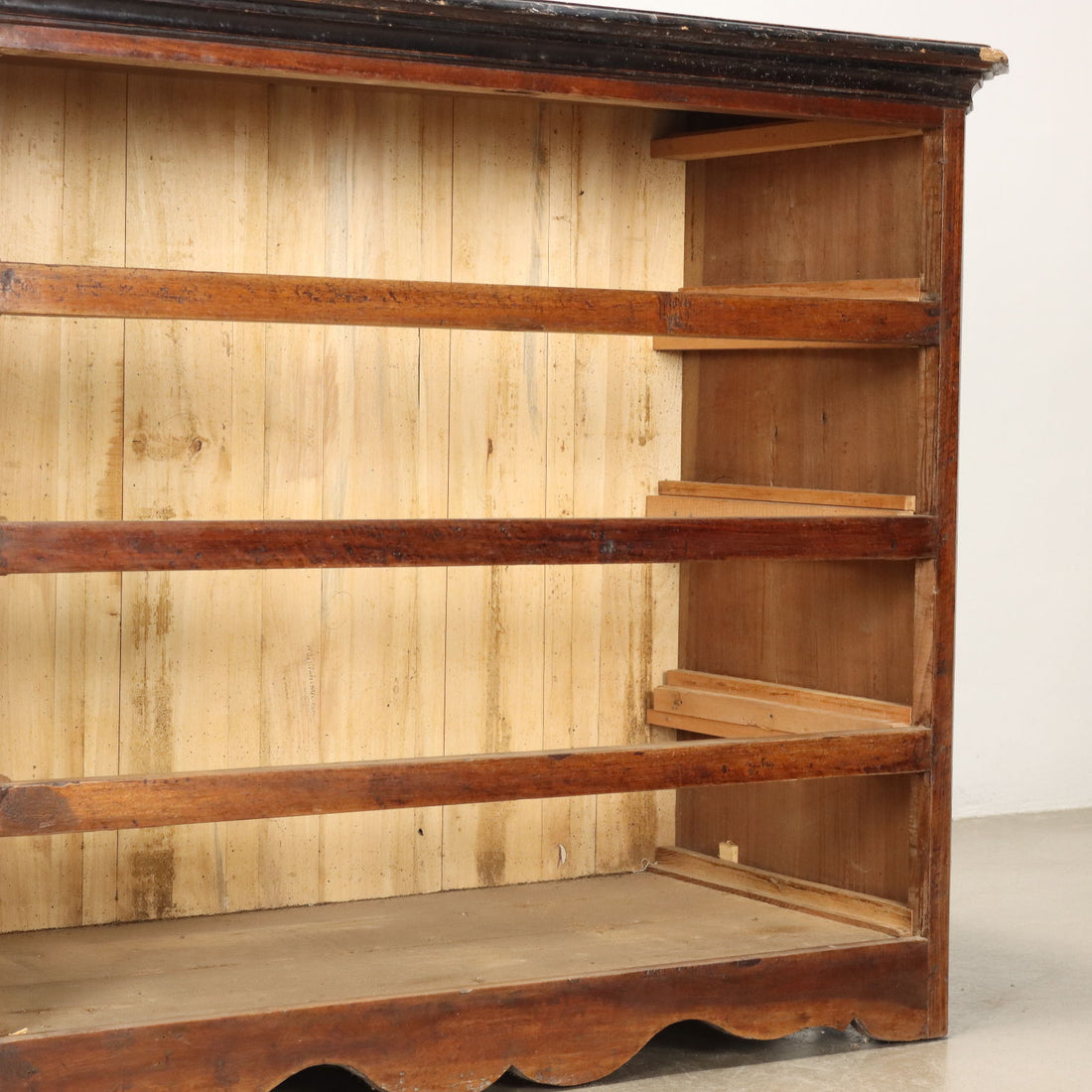  | Antiques  Chest of Drawers & Commodes