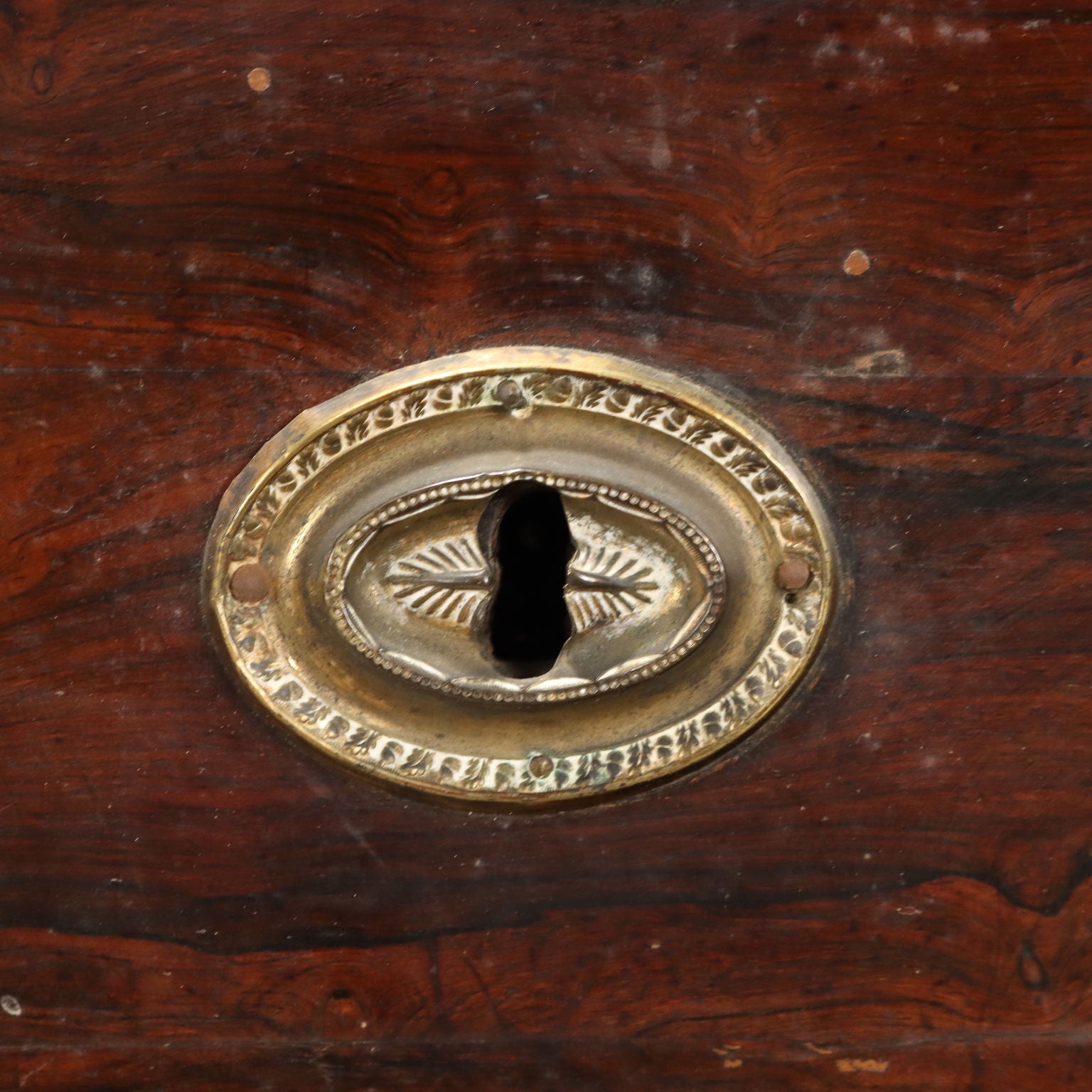  | Antiques  Chest of Drawers & Commodes