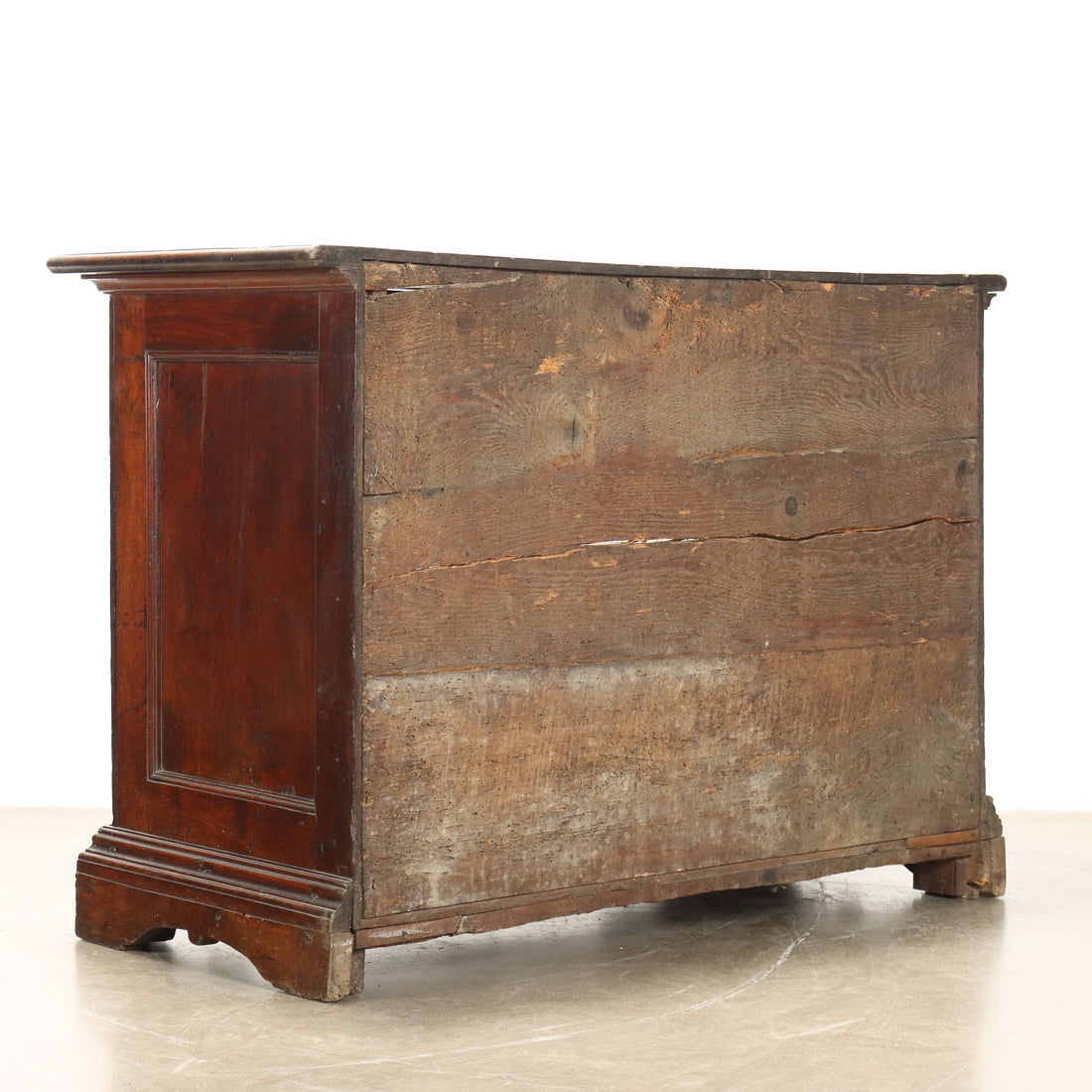  | Antiques  Chest of Drawers & Commodes