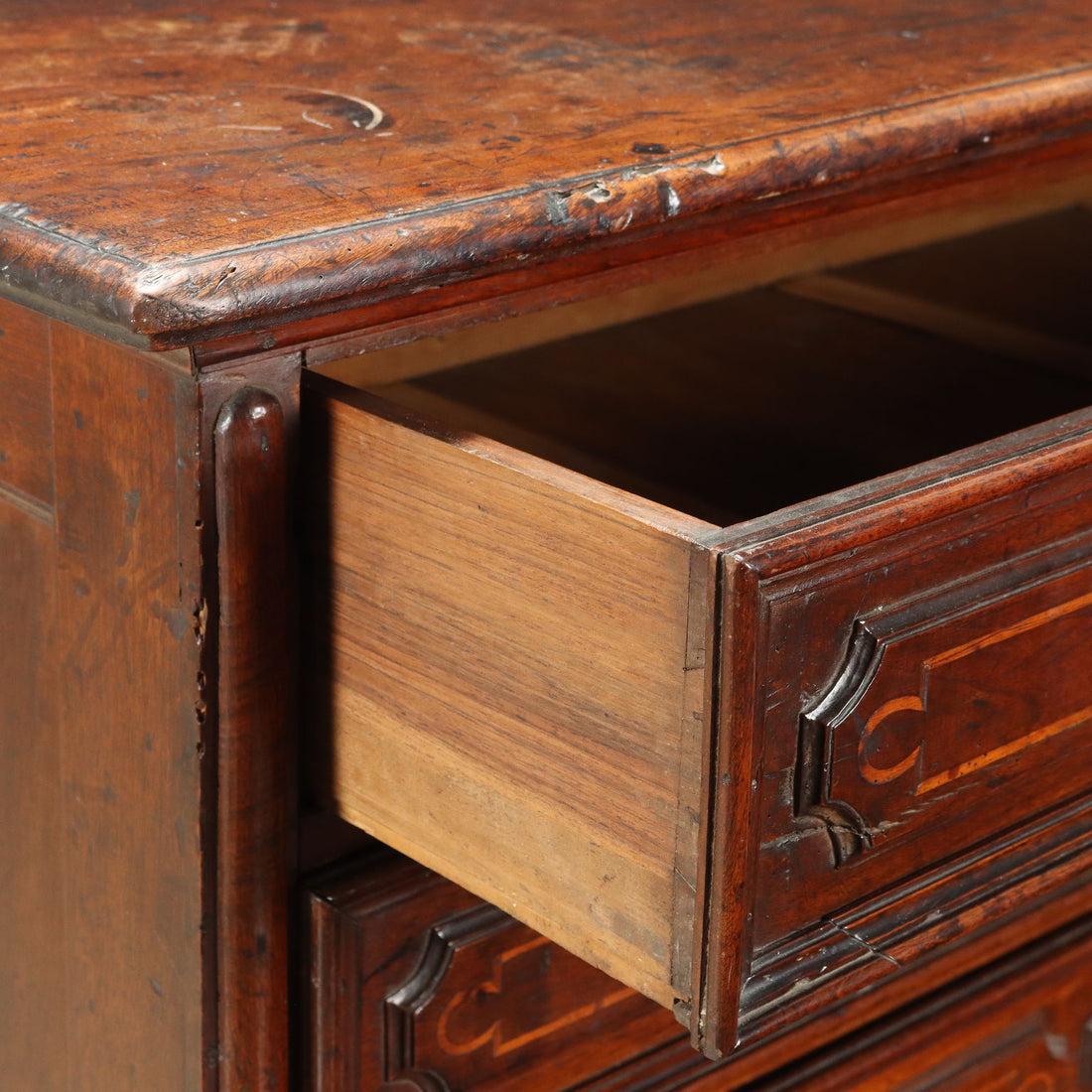  | Antiques  Chest of Drawers & Commodes