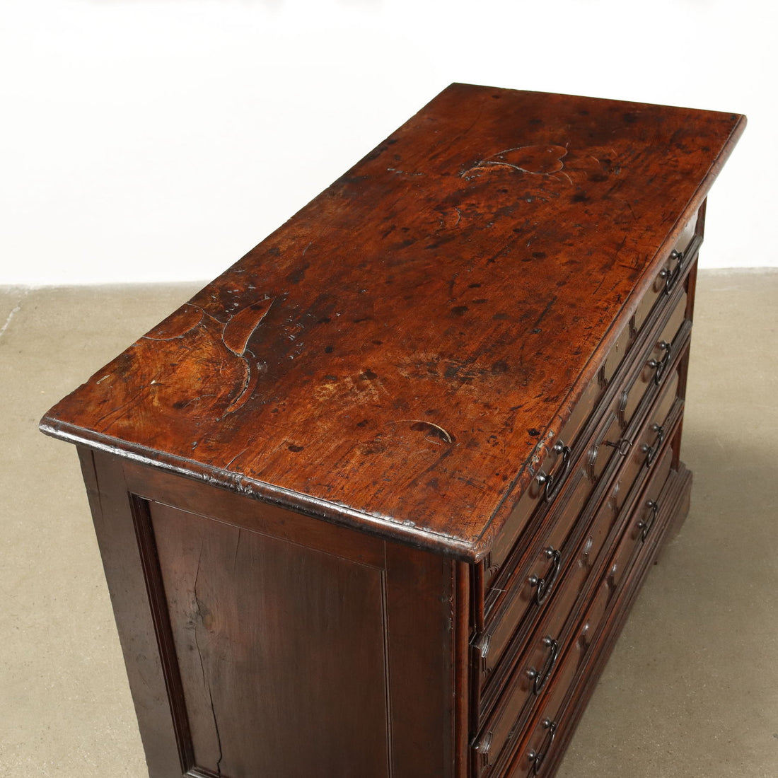  | Antiques  Chest of Drawers & Commodes