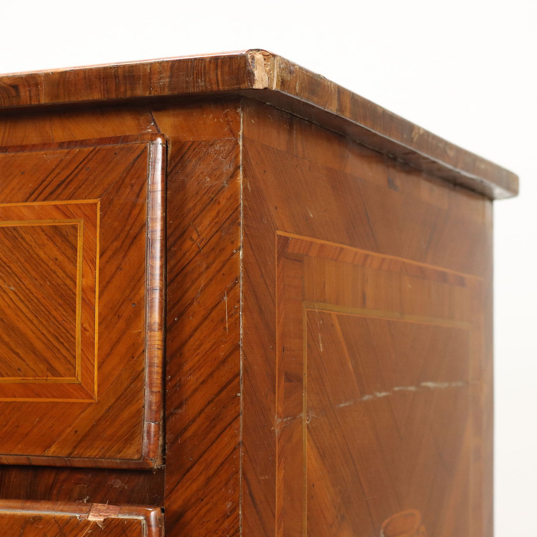  | Antiques  Chest of Drawers & Commodes