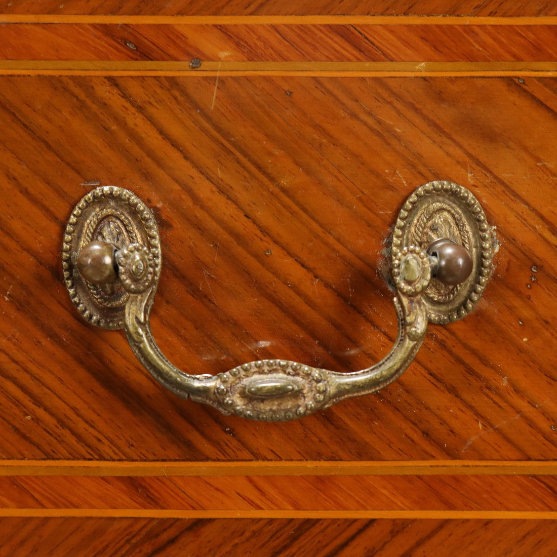  | Antiques  Chest of Drawers & Commodes