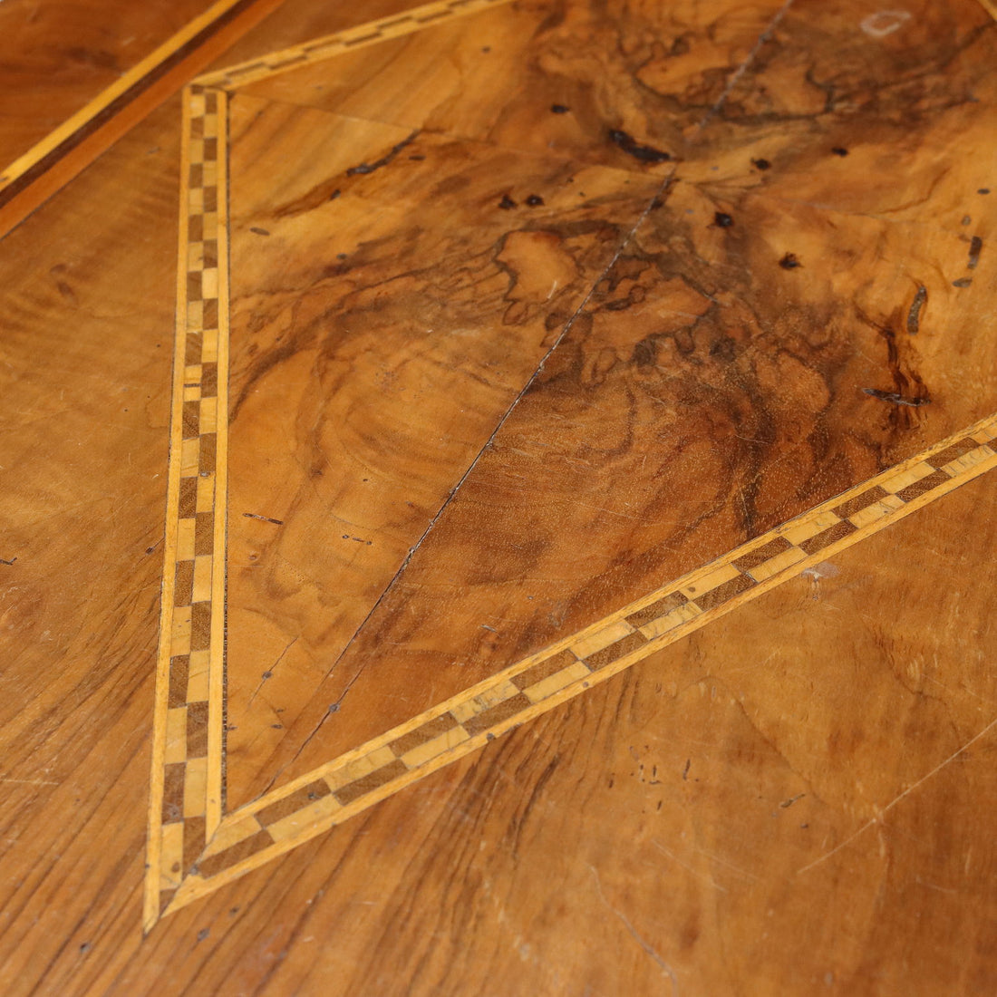  | Antiques  Chest of Drawers & Commodes