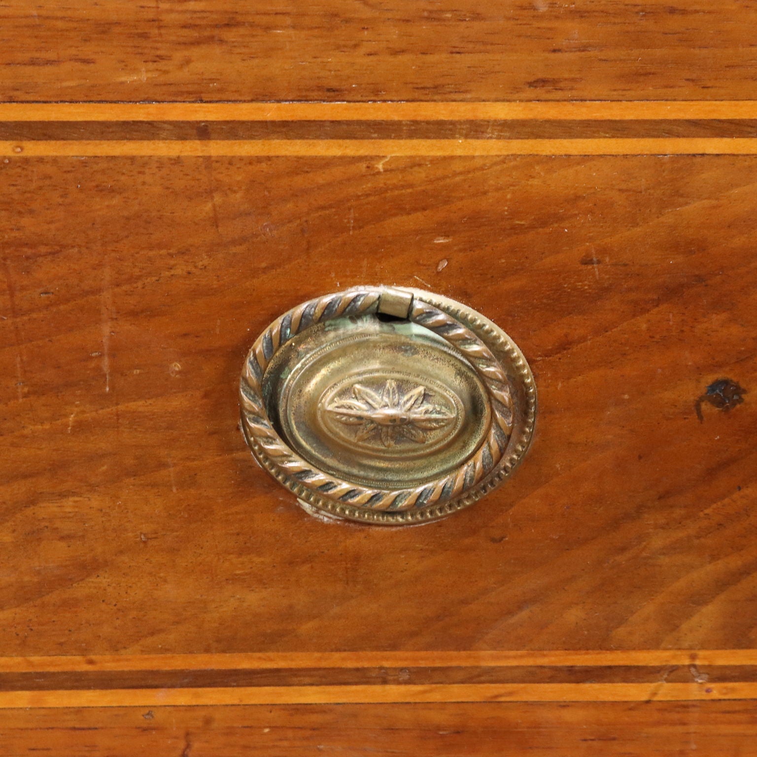  | Antiques  Chest of Drawers & Commodes