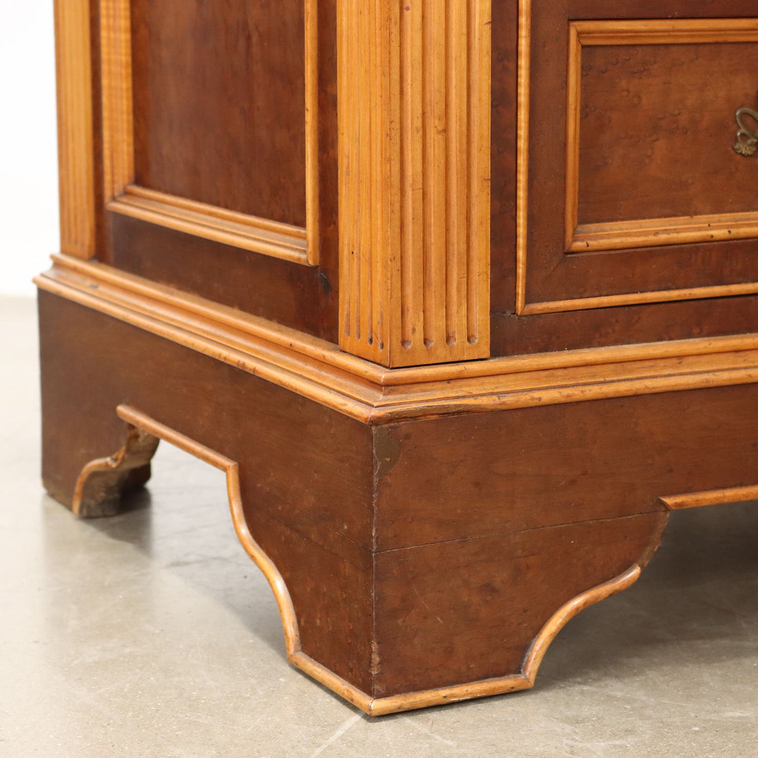  | Antiques  Chest of Drawers & Commodes