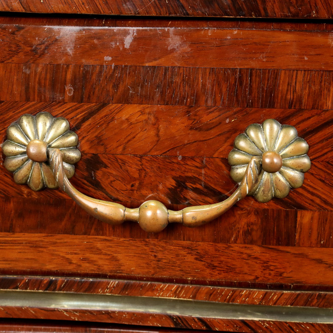  | Antiques  Chest of Drawers & Commodes