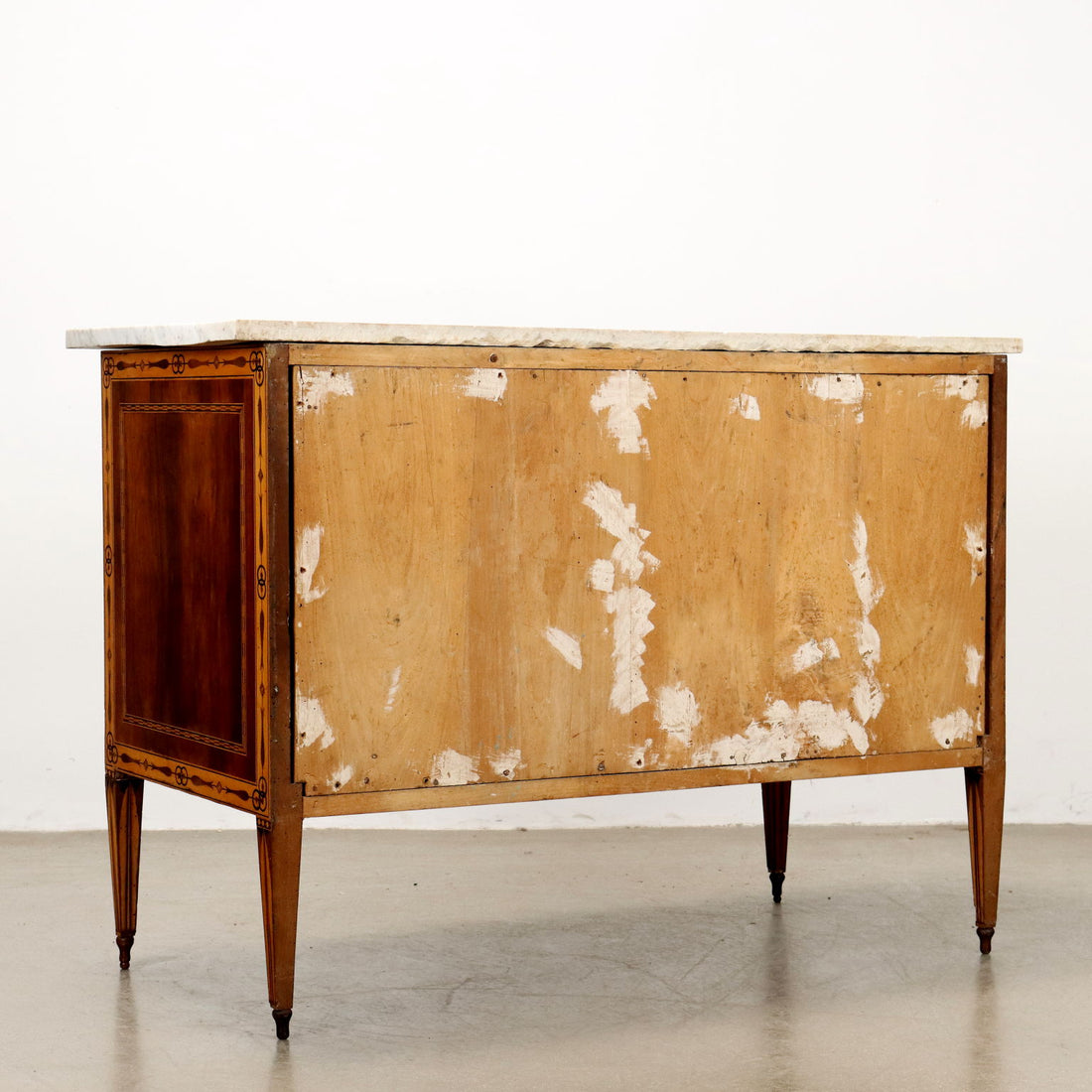  | Antiques  Chest of Drawers & Commodes