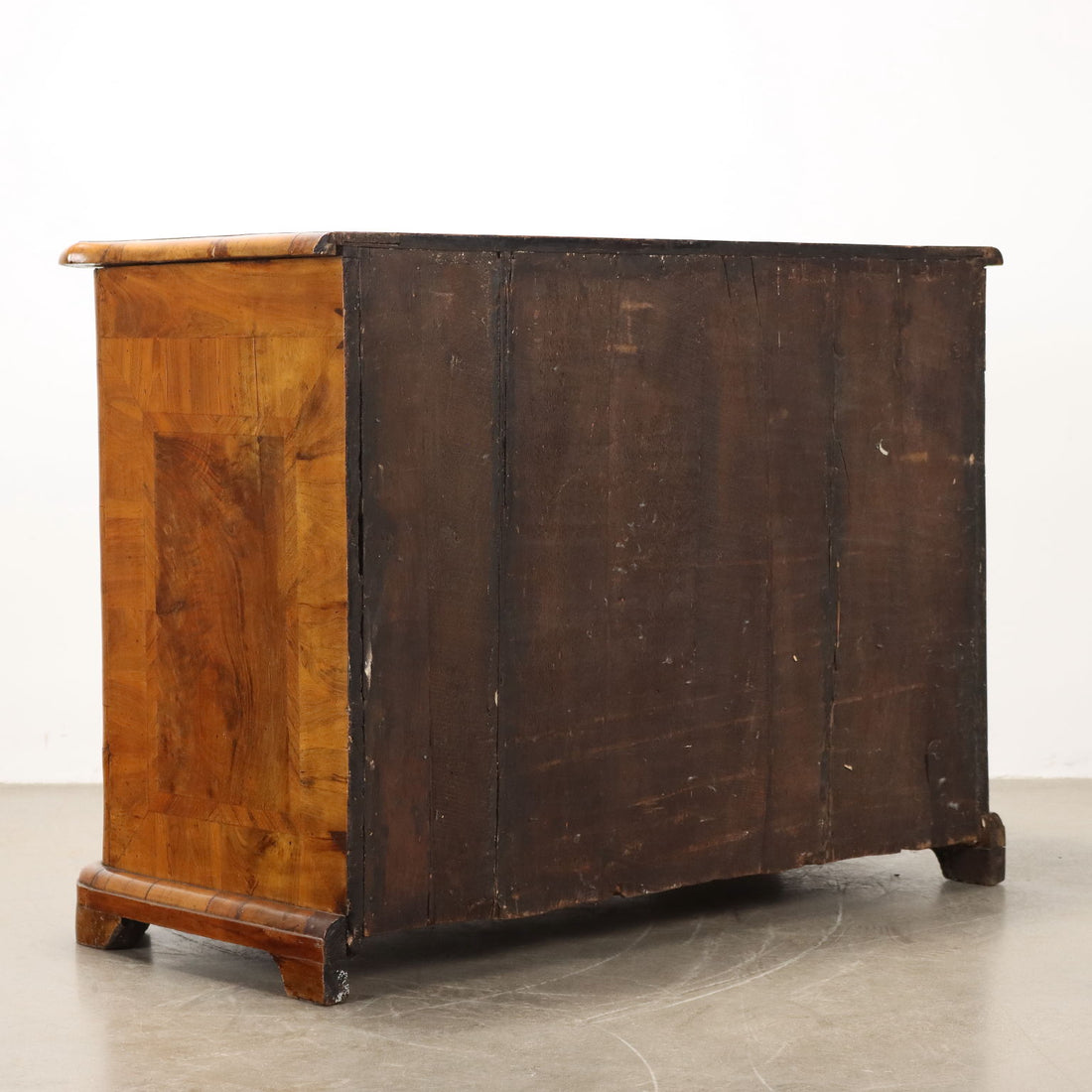  | Antiques  Chest of Drawers & Commodes