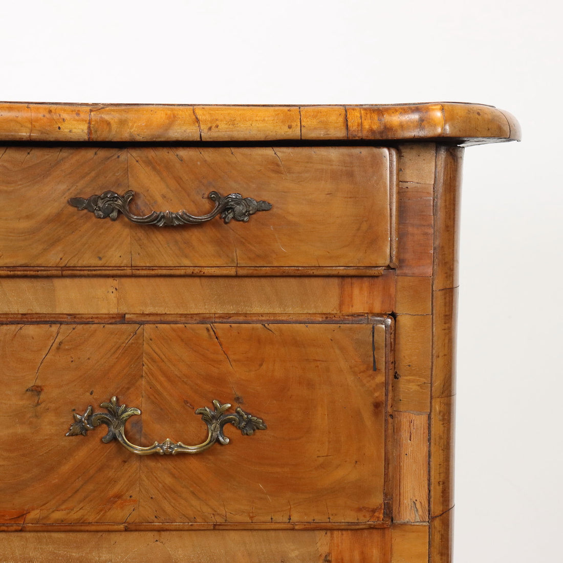  | Antiques  Chest of Drawers & Commodes
