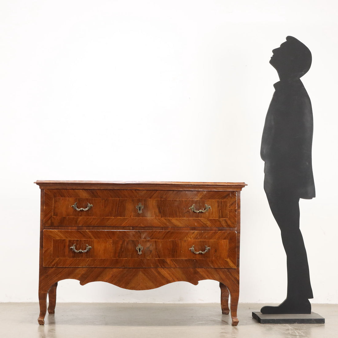  | Antiques  Chest of Drawers & Commodes