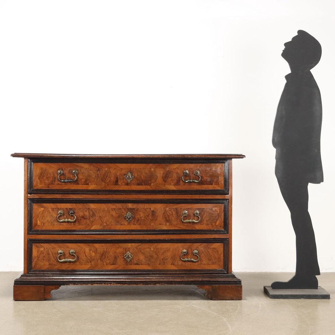  | Antiques  Chest of Drawers & Commodes