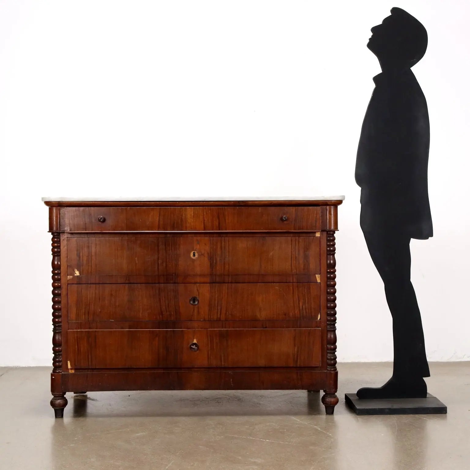 Antique Chest of Drawers Louis Philippe Walnut XIX Century - Piedmont, Late XIX Century | Antiques | Chest of Drawers & Commodes