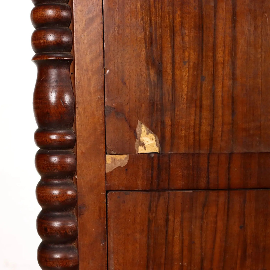 Antique Chest of Drawers Louis Philippe Walnut XIX Century - Piedmont, Late XIX Century | Antiques | Chest of Drawers & Commodes