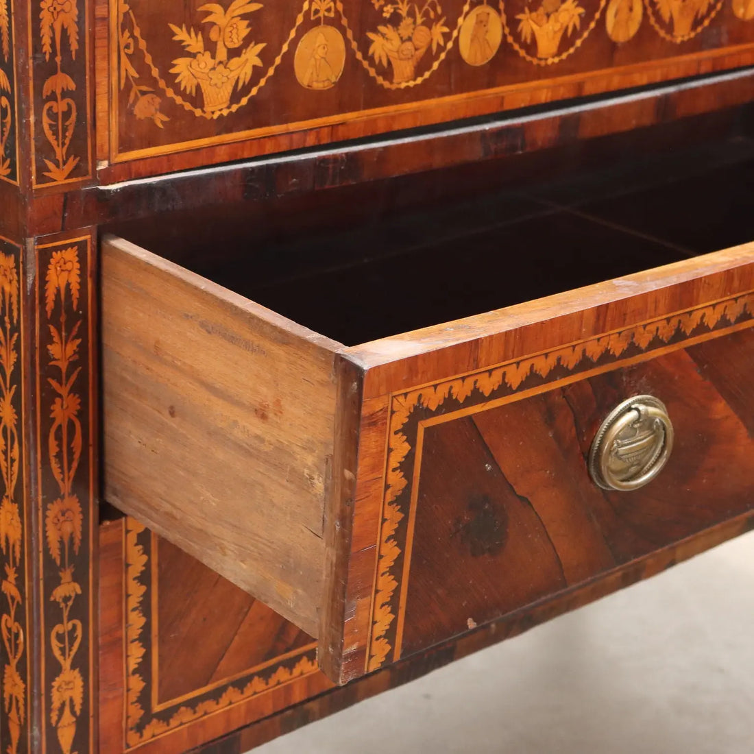 Antique Chests of Drawers Various Wood Essences XVIII Century - Italy, Late XVIII Century | Antiques | Chest of Drawers & Commodes
