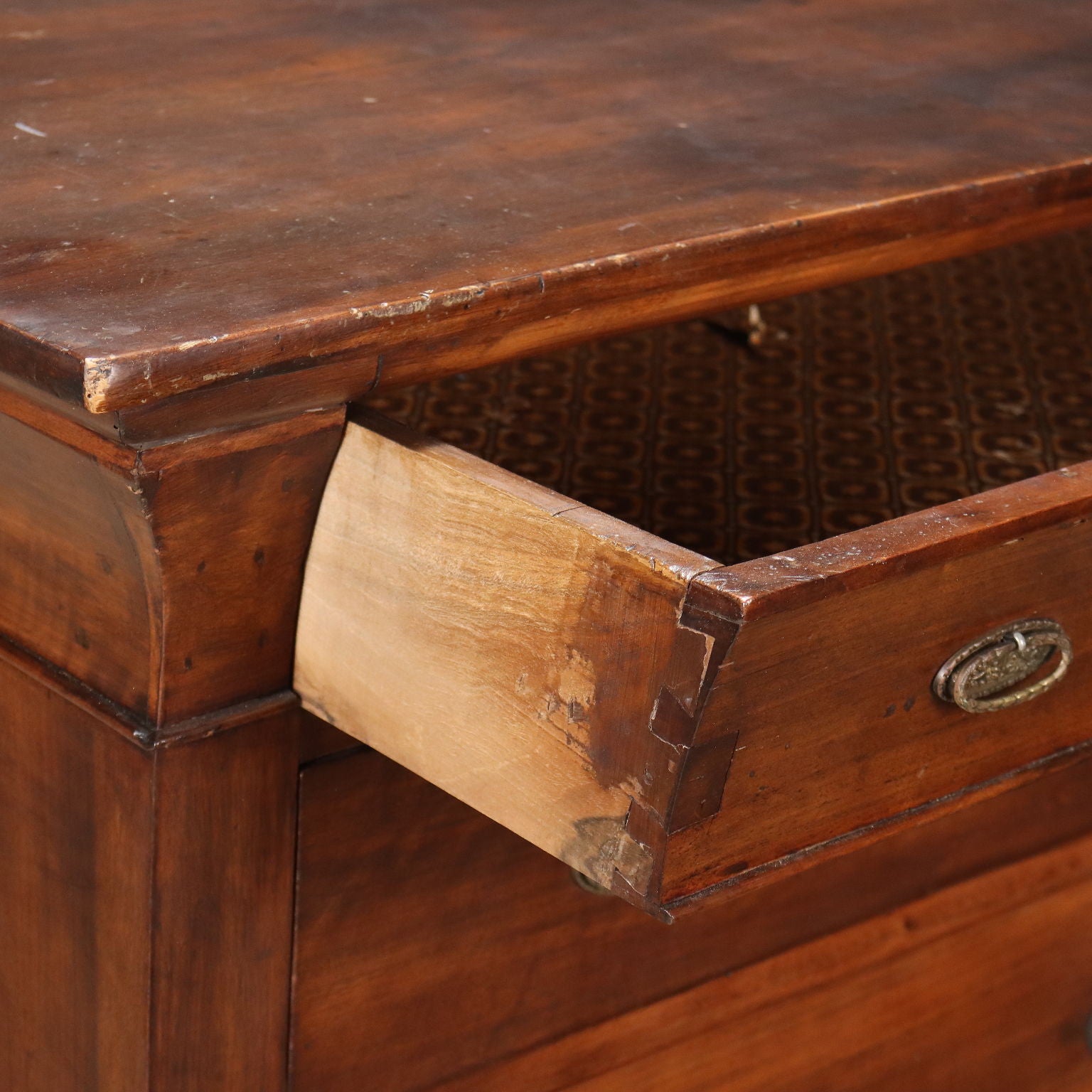  | Antiques  Chest of Drawers & Commodes