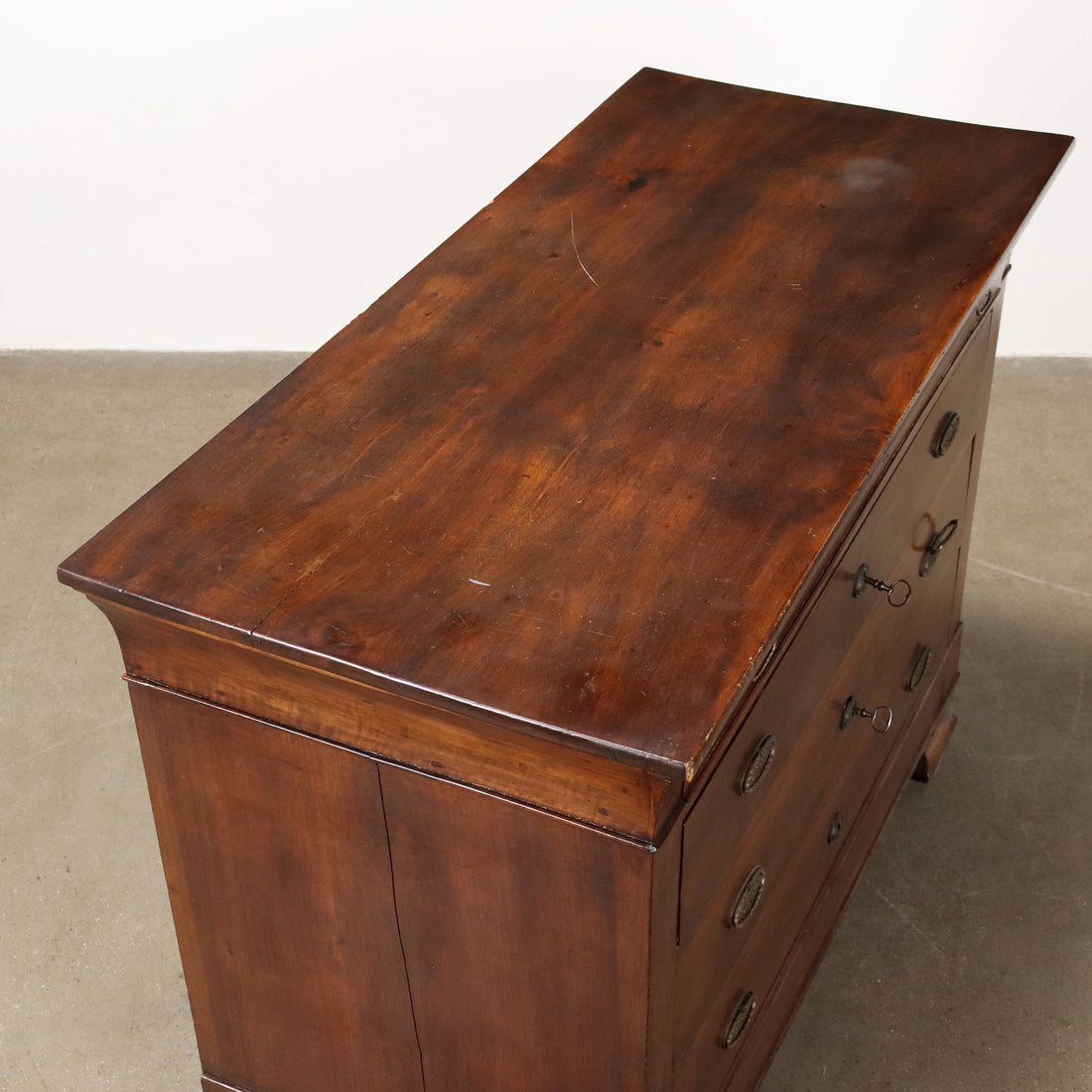  | Antiques  Chest of Drawers & Commodes