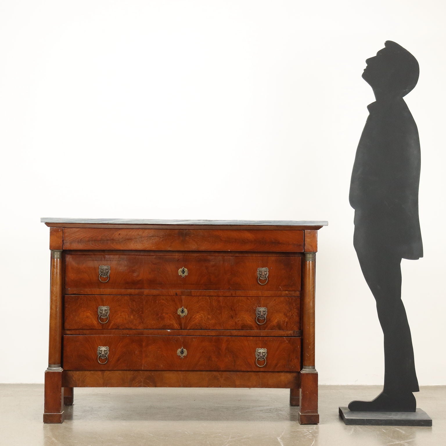  | Antiques  Chest of Drawers & Commodes