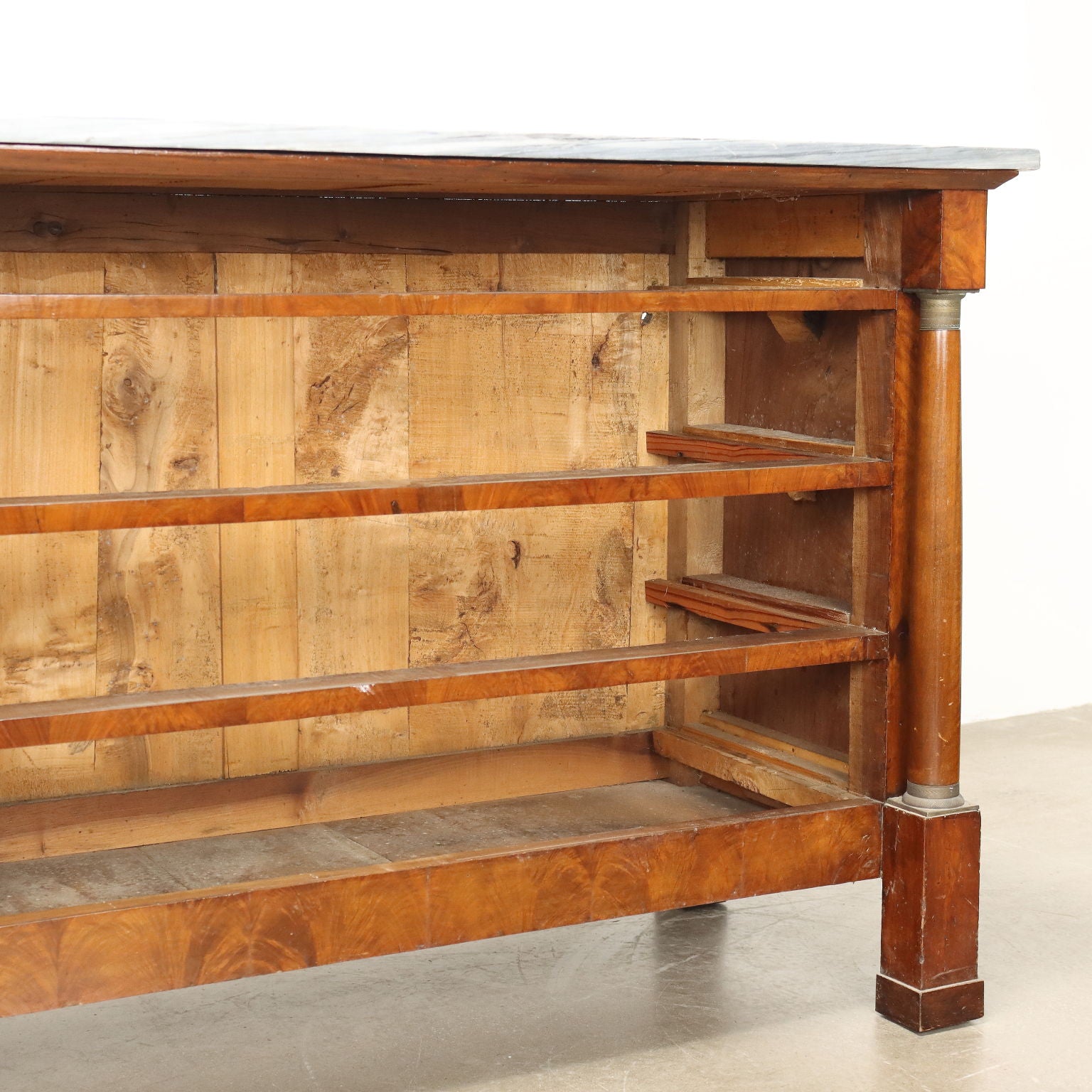  | Antiques  Chest of Drawers & Commodes