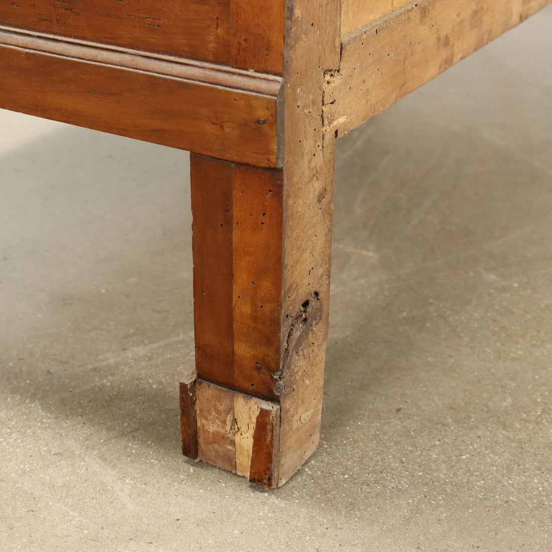  | Antiques  Chest of Drawers & Commodes