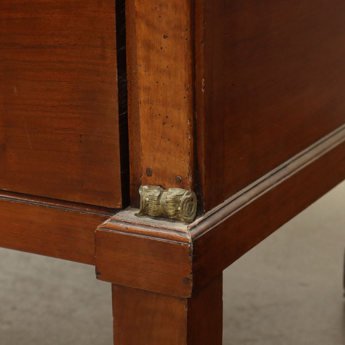  | Antiques  Chest of Drawers & Commodes