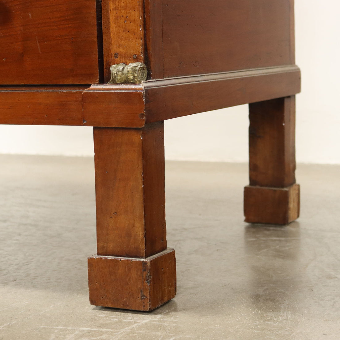  | Antiques  Chest of Drawers & Commodes