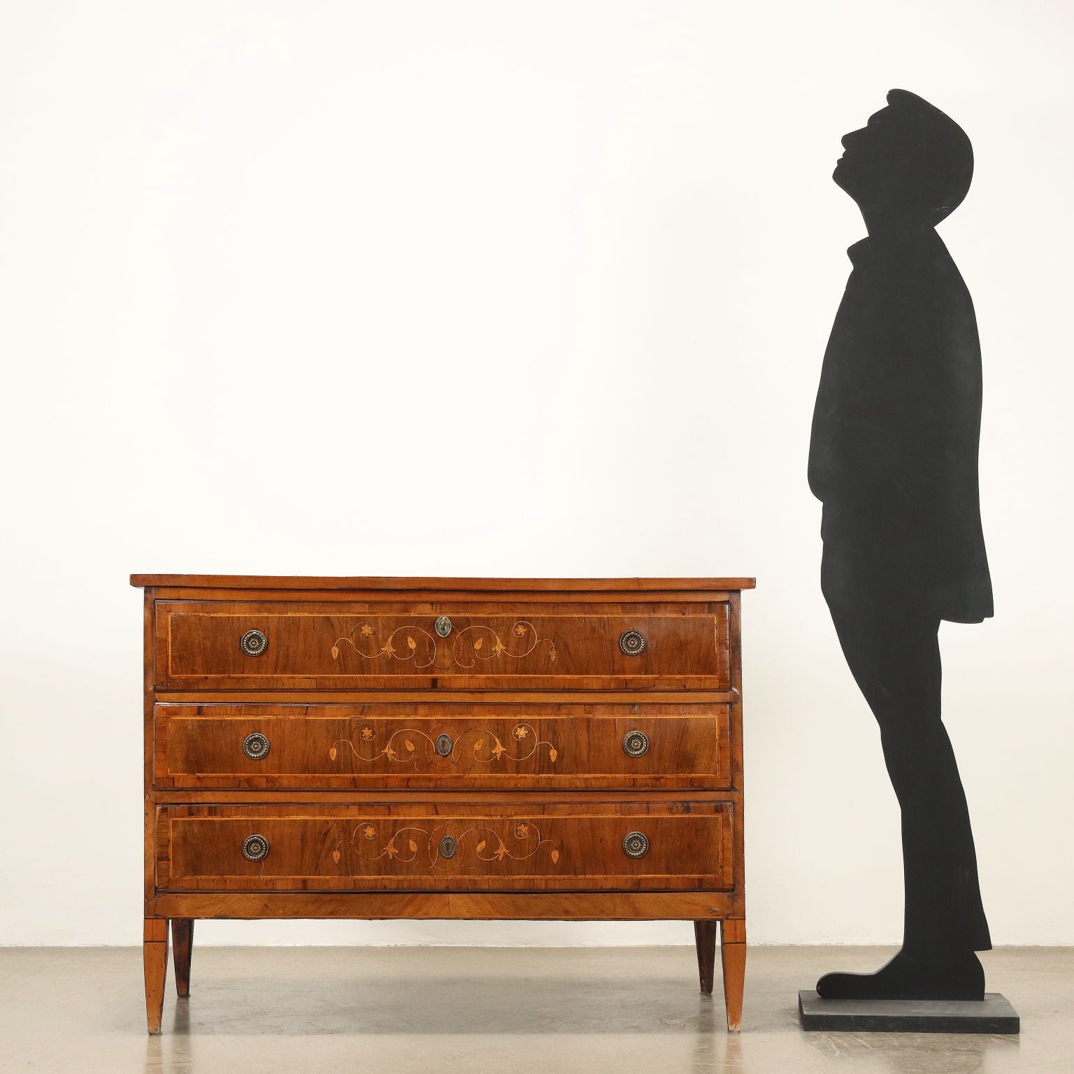  | Antiques  Chest of Drawers & Commodes