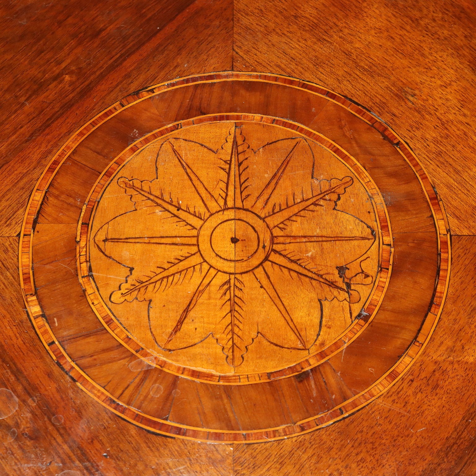  | Antiques  Chest of Drawers & Commodes