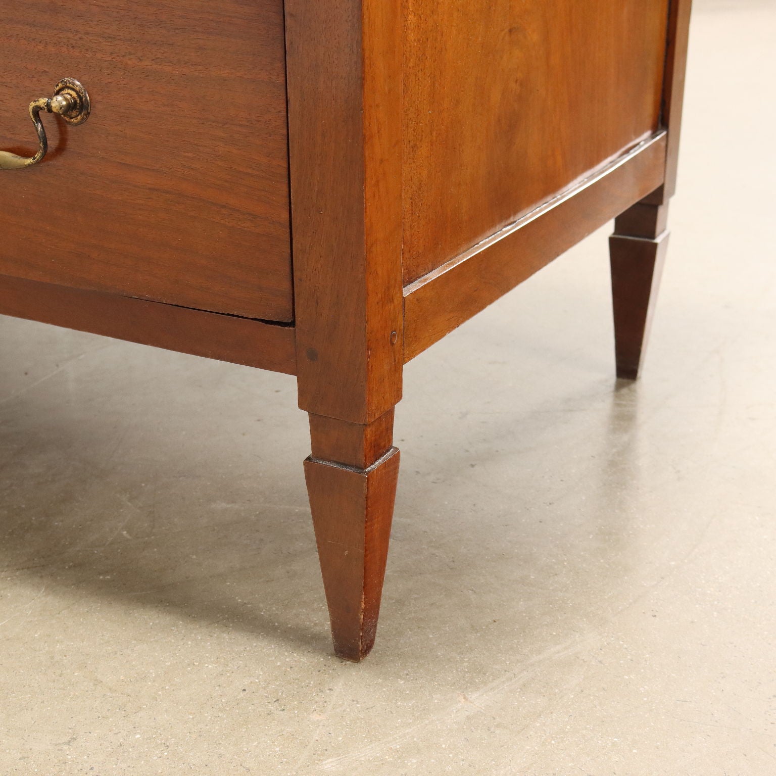  | Antiques  Chest of Drawers & Commodes