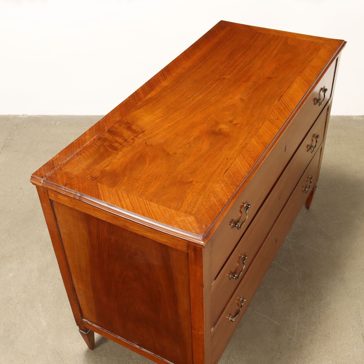  | Antiques  Chest of Drawers & Commodes