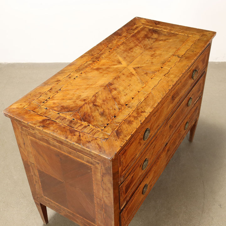  | Antiques  Chest of Drawers & Commodes