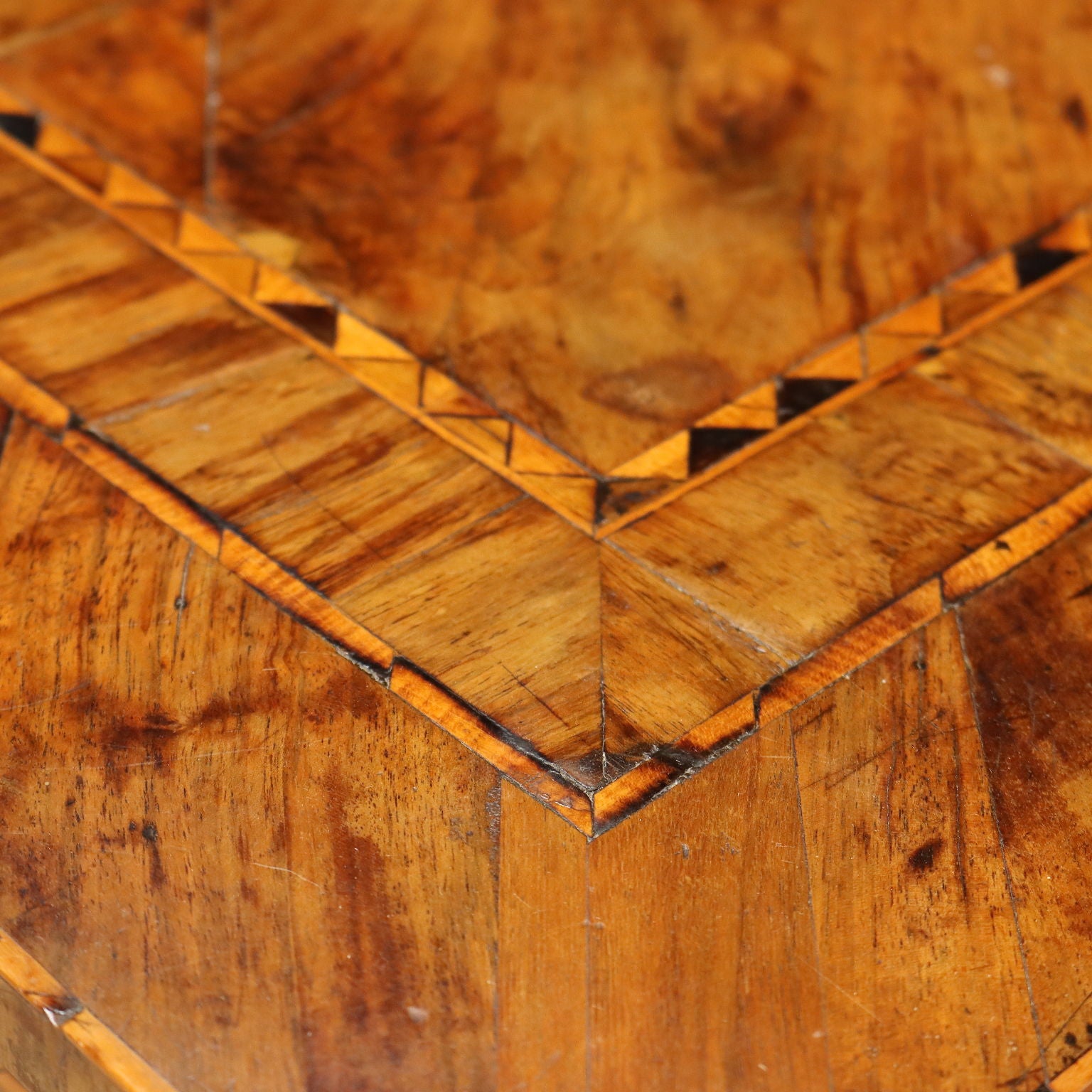  | Antiques  Chest of Drawers & Commodes