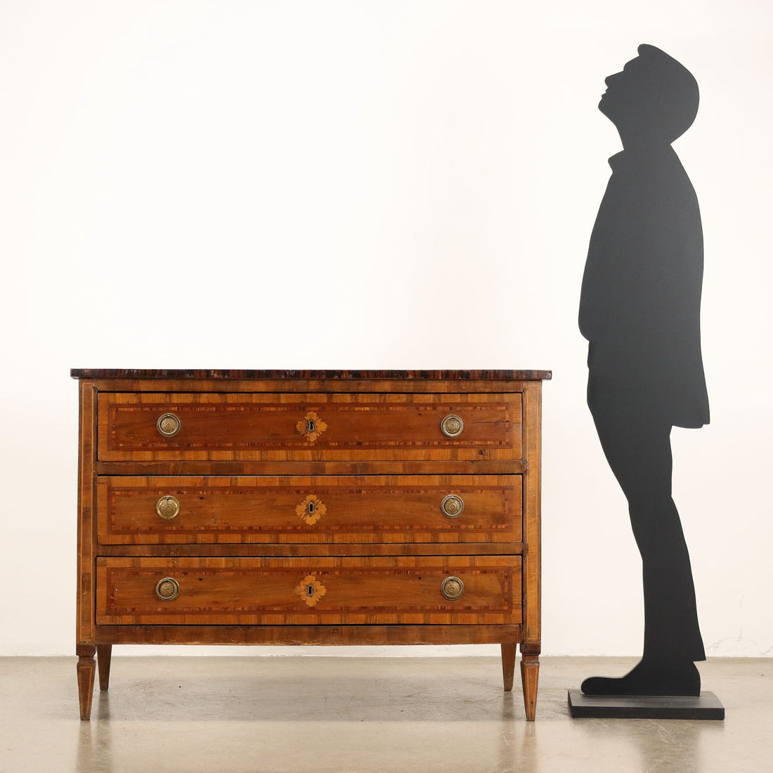  | Antiques  Chest of Drawers & Commodes