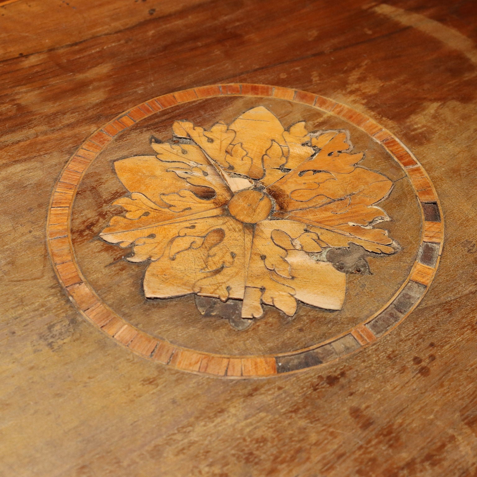  | Antiques  Chest of Drawers & Commodes