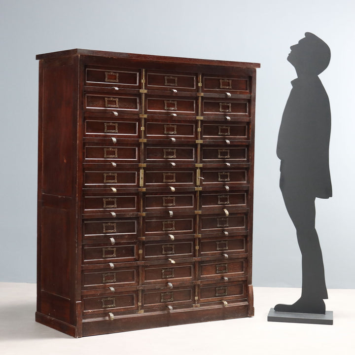  | Antiques  Chest of Drawers & Commodes