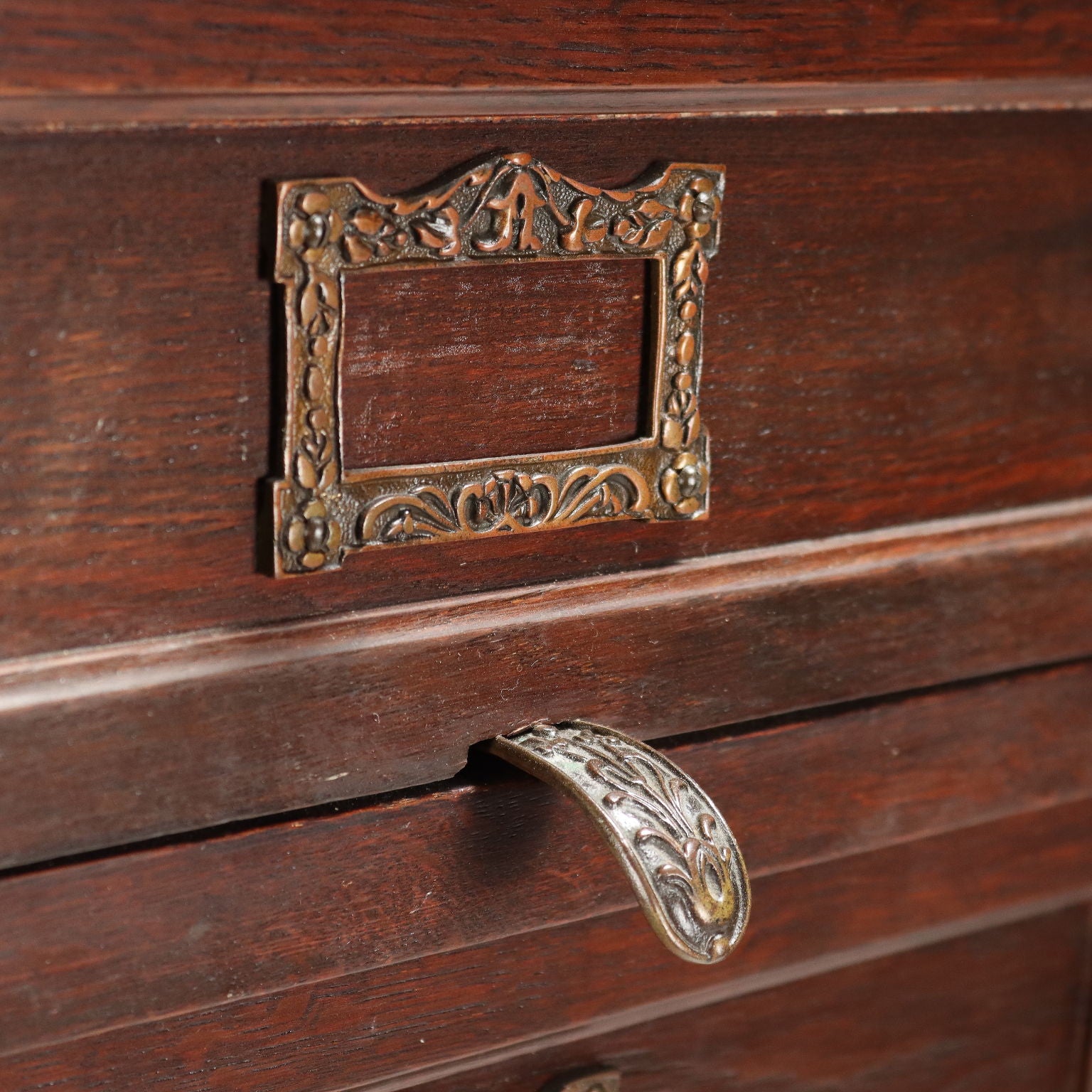  | Antiques  Chest of Drawers & Commodes