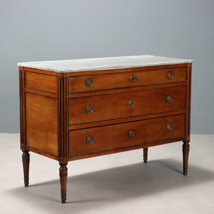  | Antiques  Chest of Drawers & Commodes