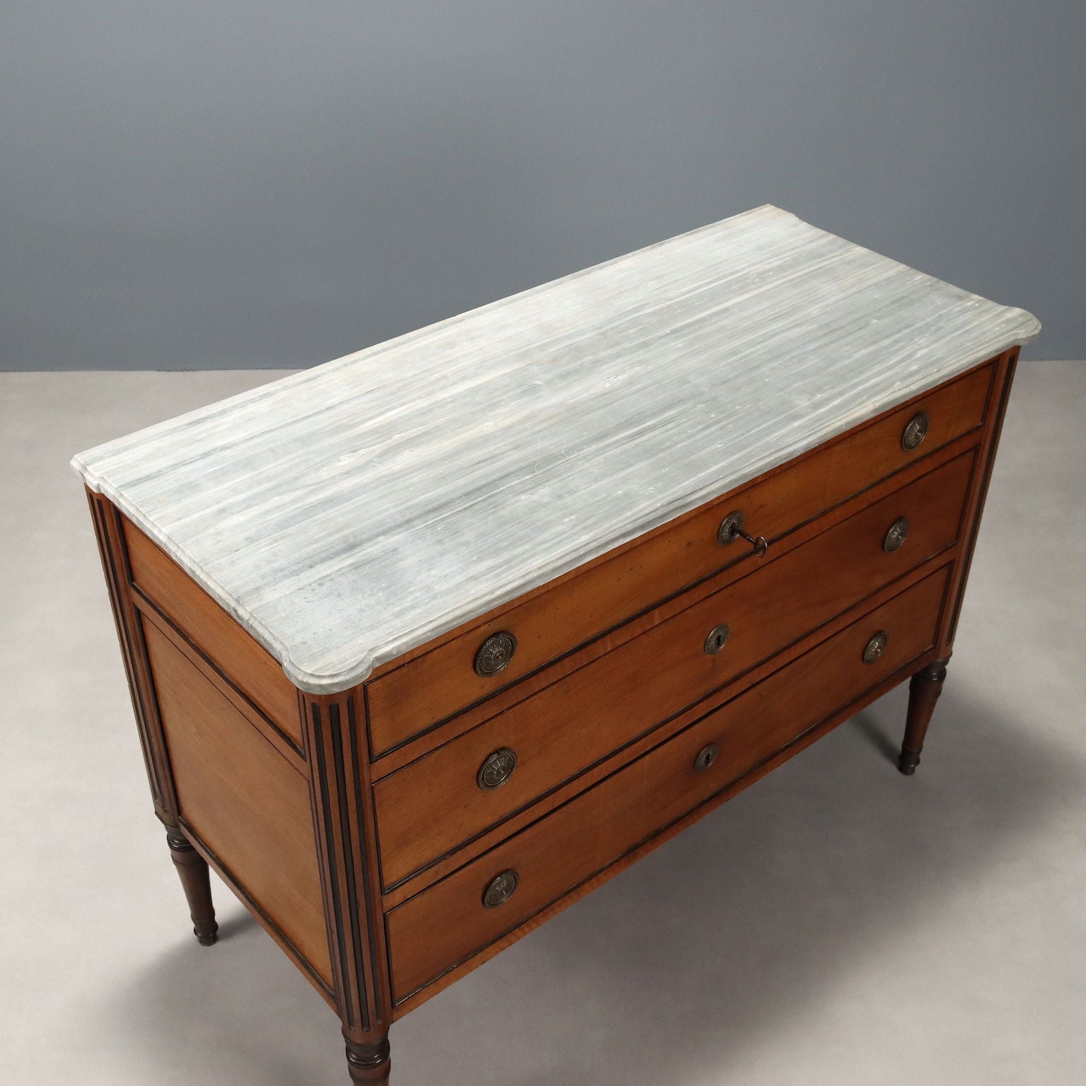  | Antiques  Chest of Drawers & Commodes