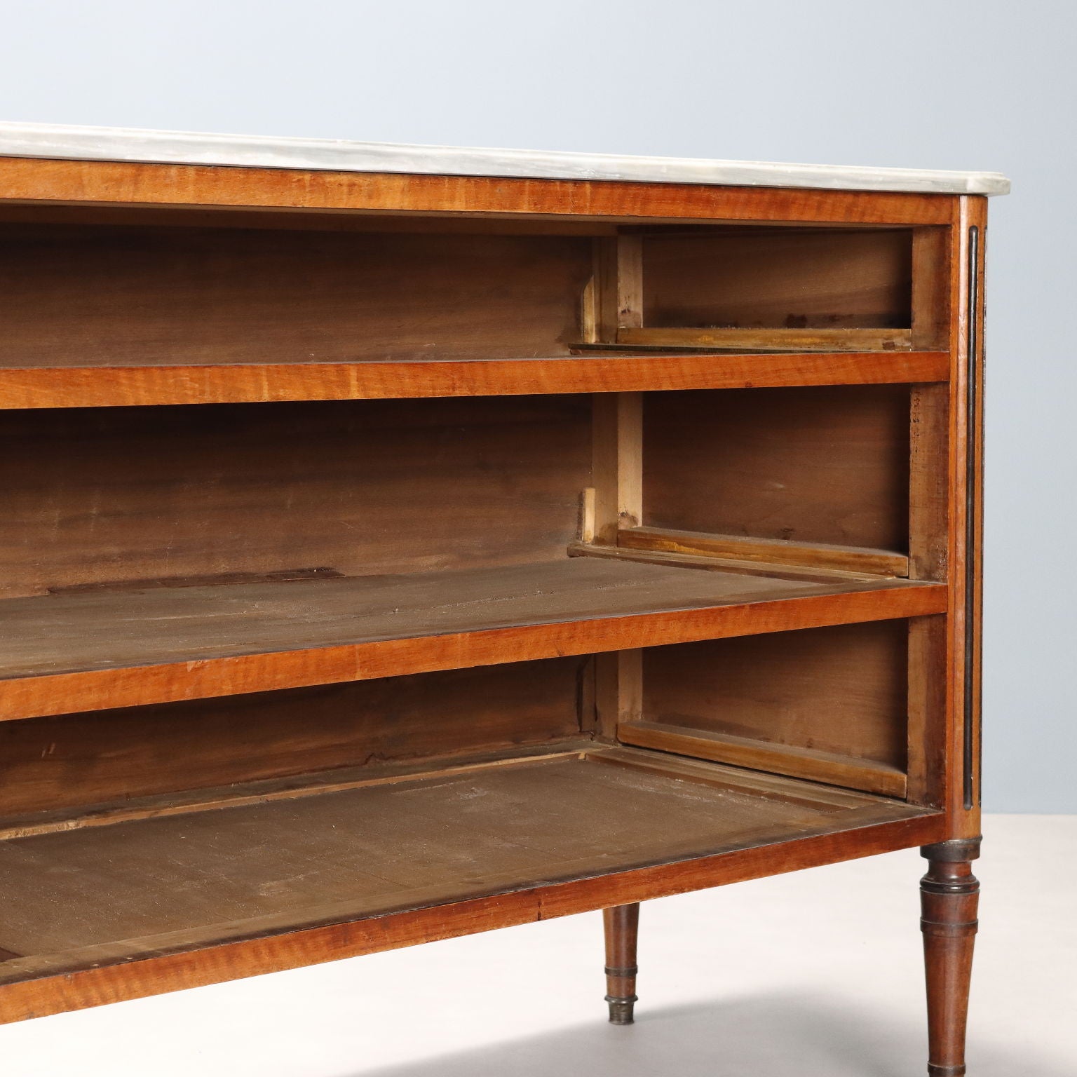  | Antiques  Chest of Drawers & Commodes