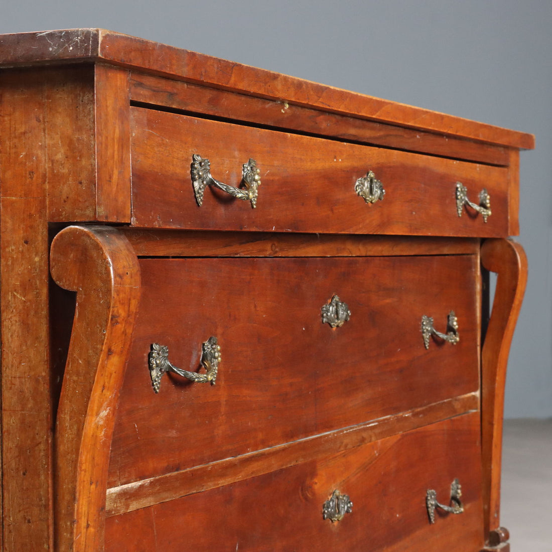  | Antiques  Chest of Drawers & Commodes