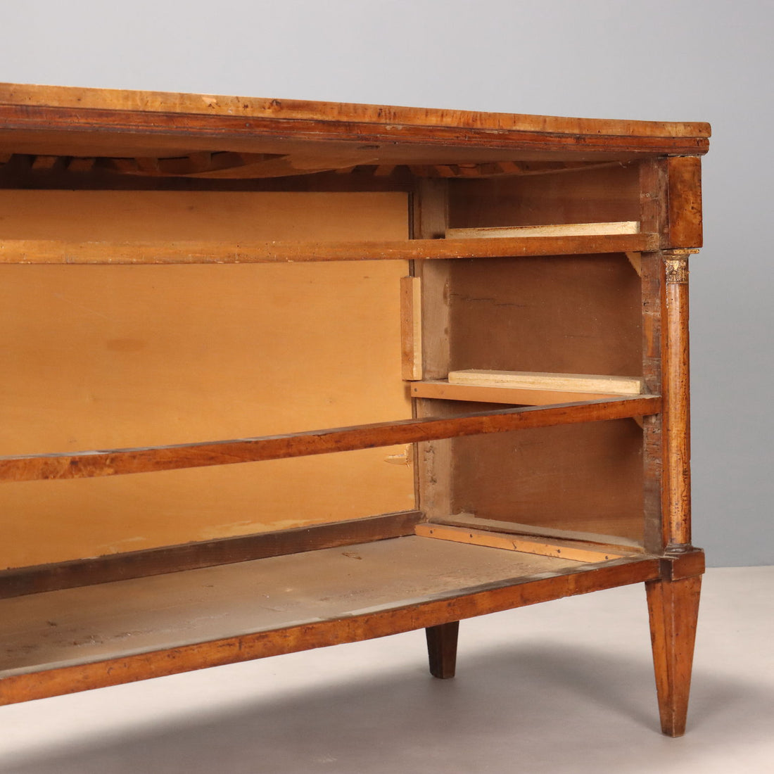  | Antiques  Chest of Drawers & Commodes