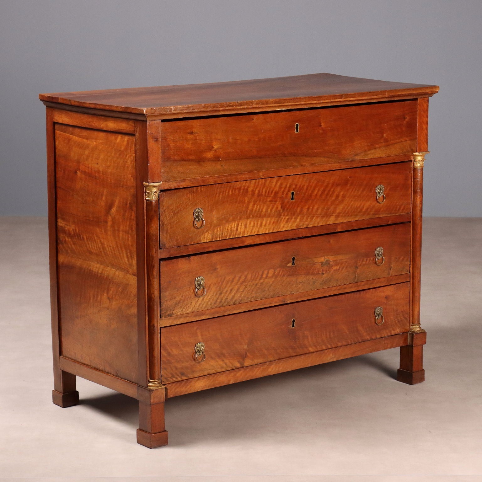  | Antiques  Chest of Drawers & Commodes
