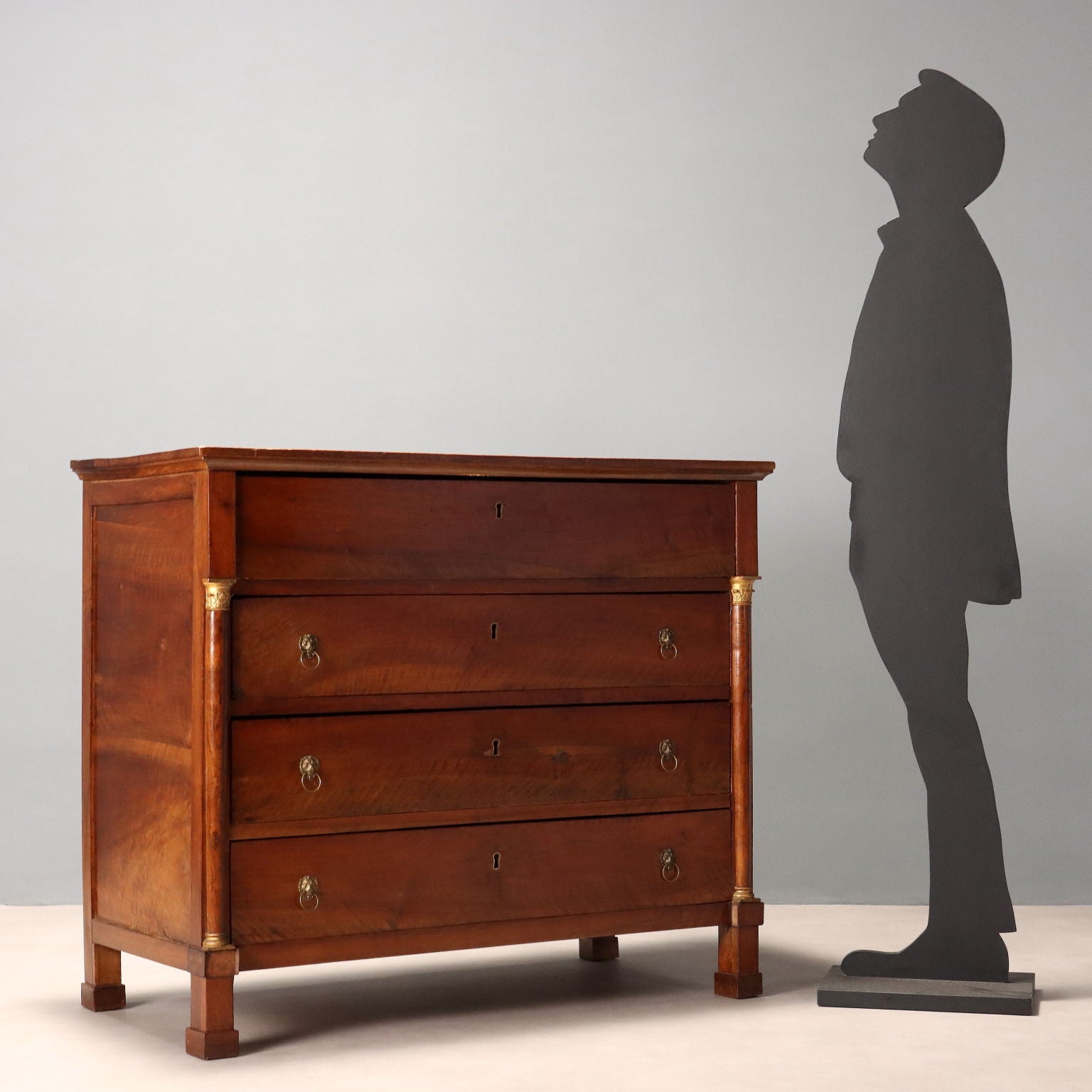  | Antiques  Chest of Drawers & Commodes