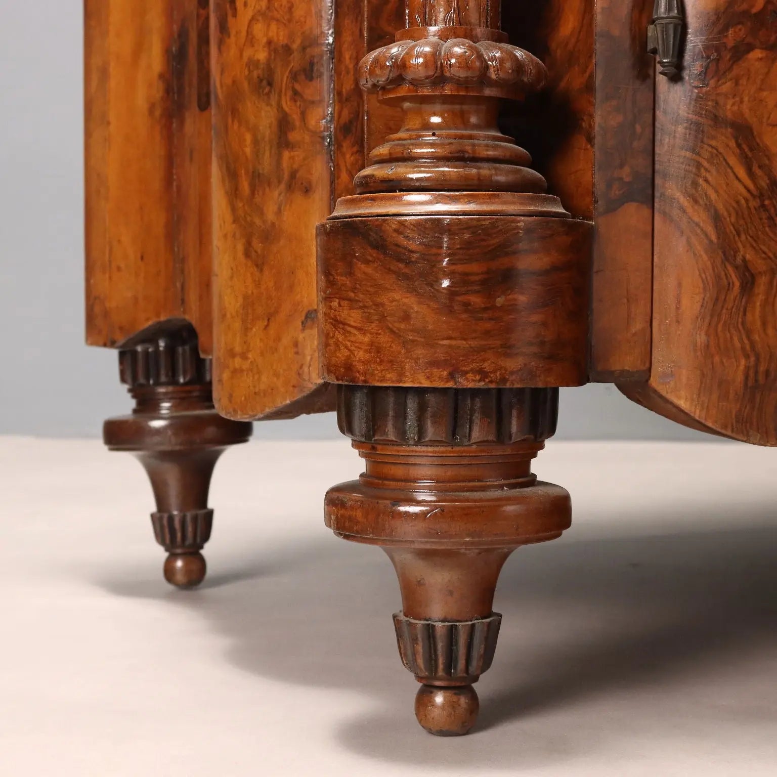 Art Deco Walnut Dresser with Mirror - Italy 1920s
