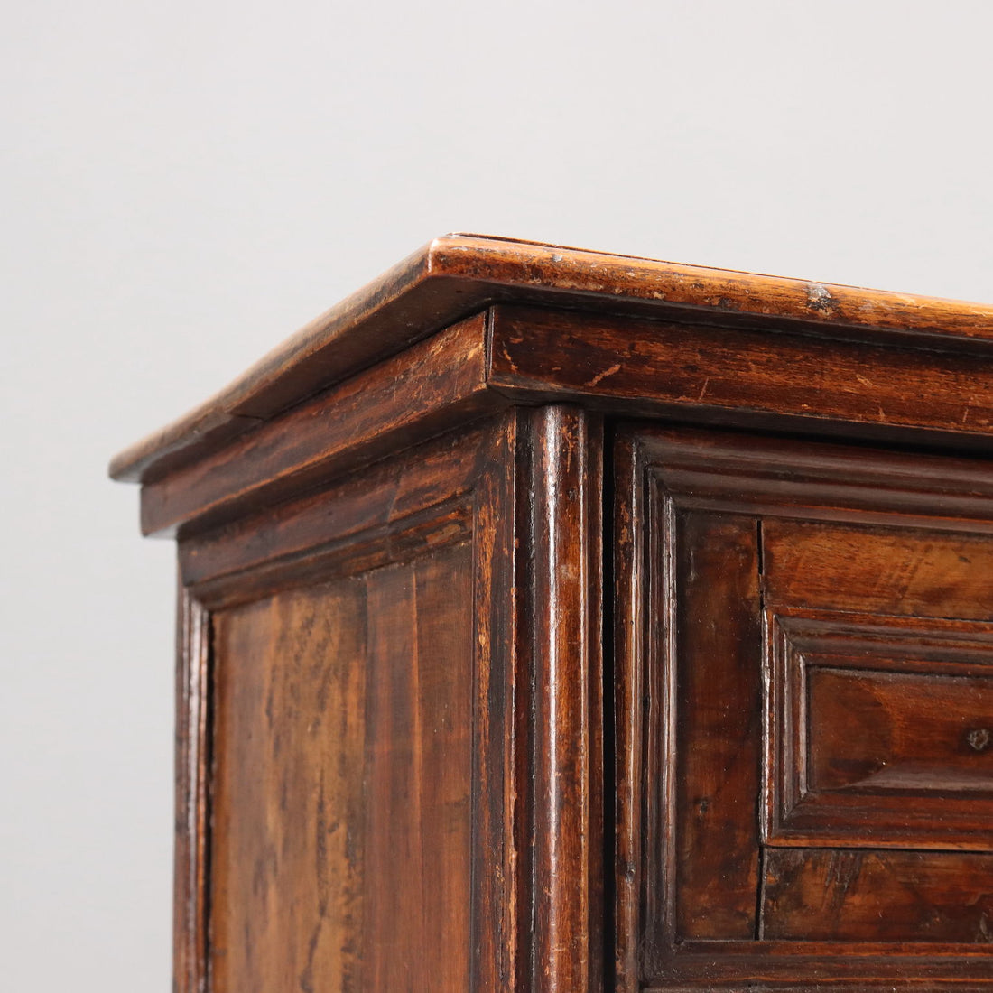 | Antiques  Chest of Drawers & Commodes